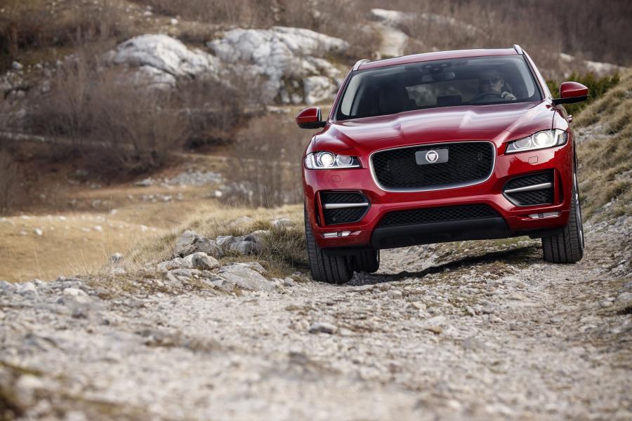  Jaguar F-Pace 20d AWD R-Sport 2016 года  (WW) (фото 26 из 30)